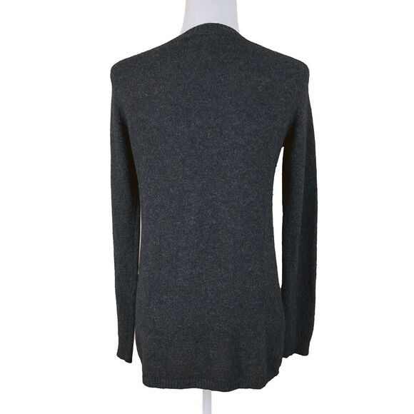 Quinn Women's Sweater Size M Charcoal Gray 100% Cashmere Asymmetrical Hem V-Neck - Picture 3 of 7